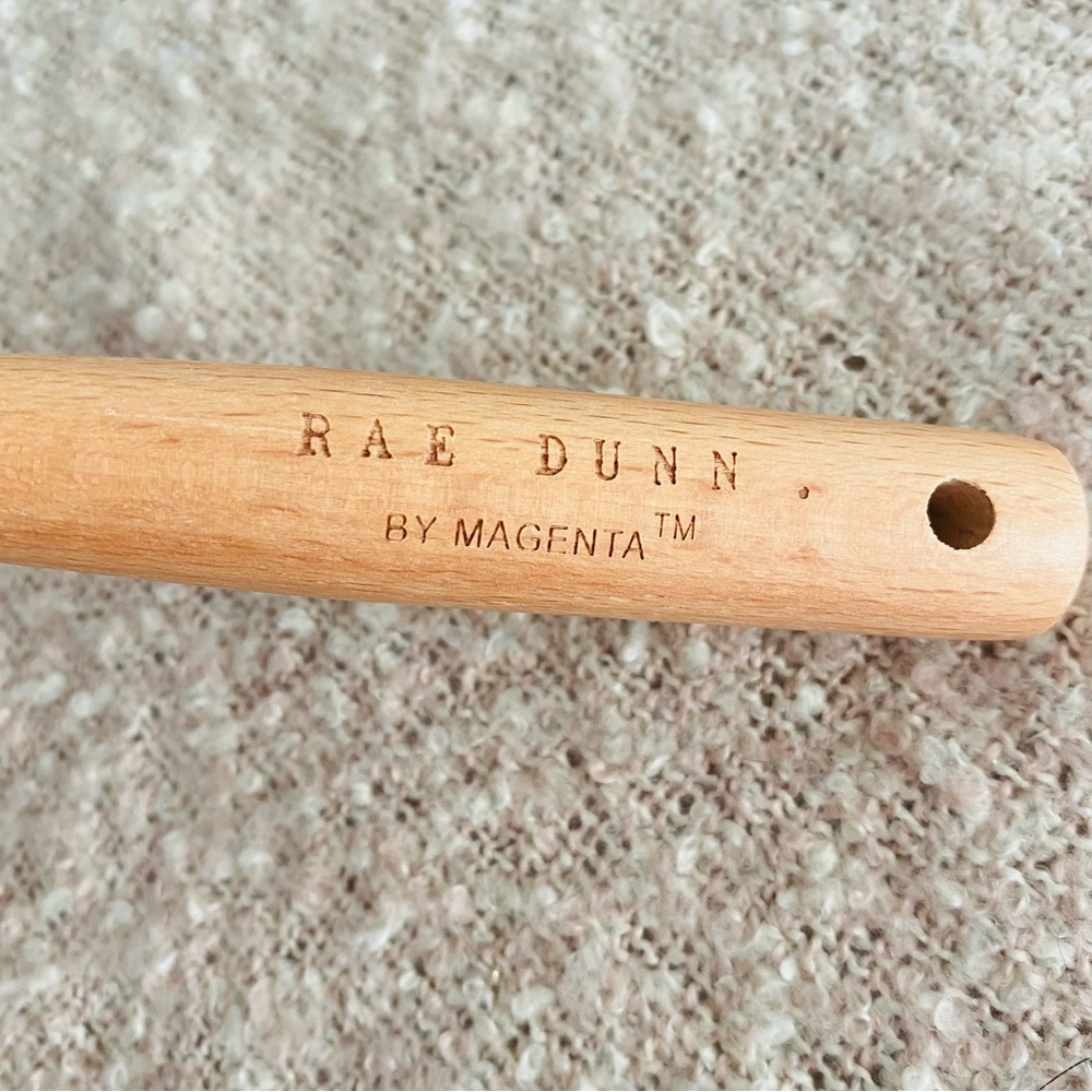 Rae Dunn holiday “CHEER” spatula - Picture 4 of 5